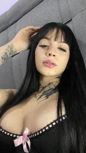 Girls_Sweet_Hot_3 Public Pic 5