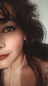 Victoria_Moretti a little more of me ✨ slika