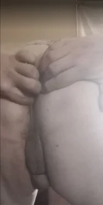 Cocksucker81's XXX Nude Photo 5