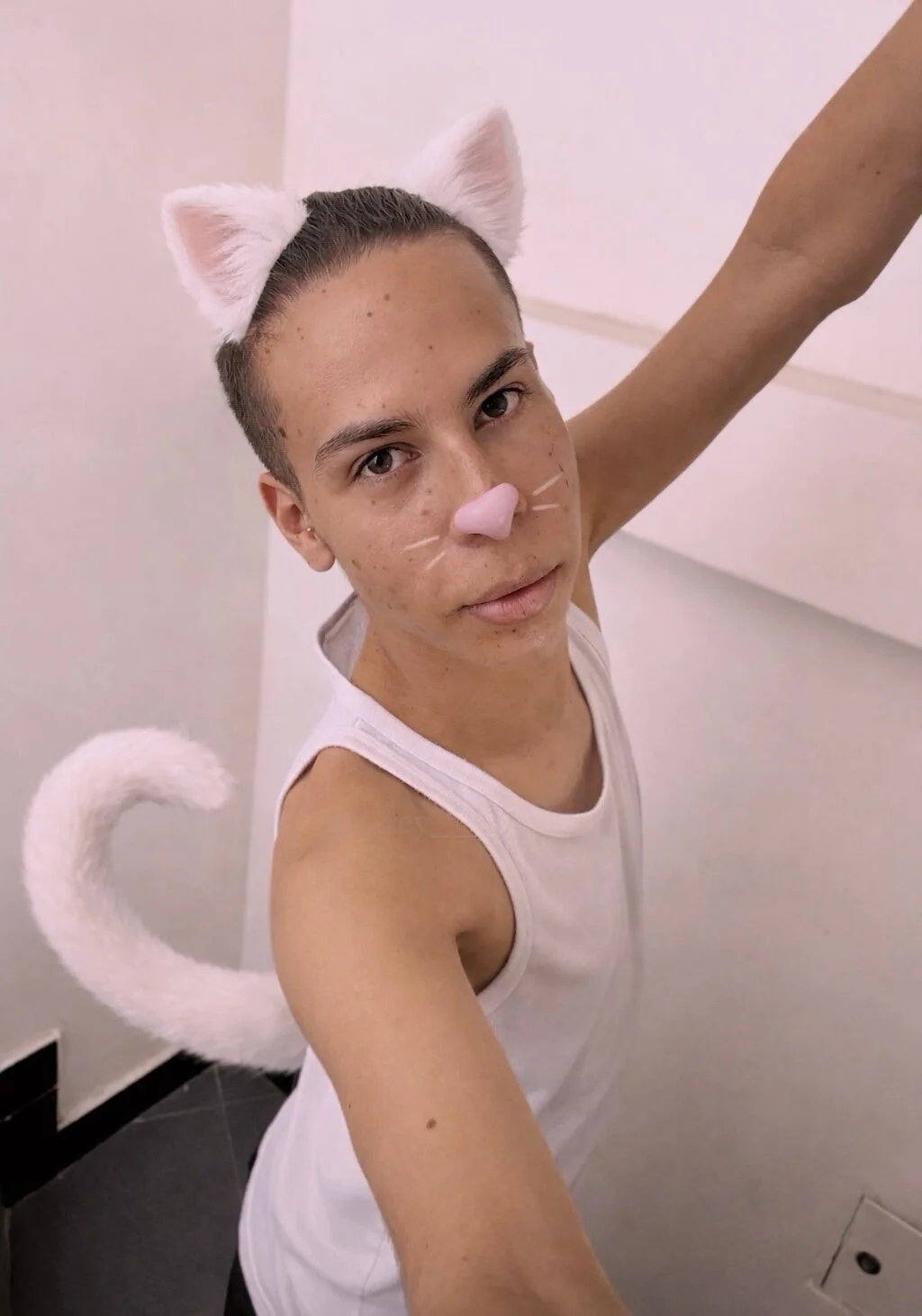 grey___27 님의 트렌드 중인 사진  5528개