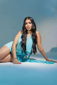 VeronicaBlue Light Reflection Pic 4