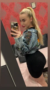 RuxyCatrina Hii Poză