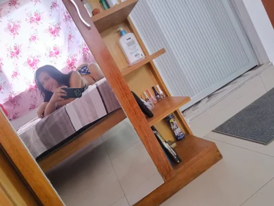 lola-34z's XXX Nude Photo 2