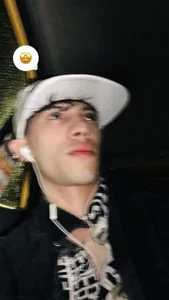 santiago_cutexのMEET ME! 😈の 2枚の写真