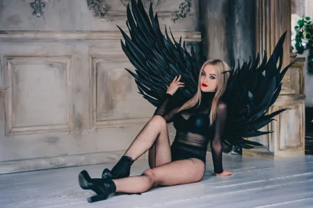 Pookie_Vivian Sexy demon Pic 3