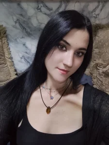 linaguuney2 Public Hình 2