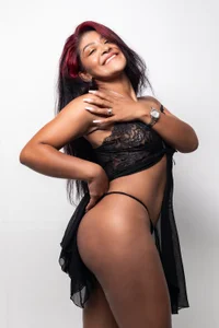 Sky_Collins_ Black and seductive 🖤 Poză 2