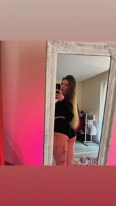 JuicyHelenX Public Pic 3