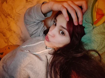 CalandraRolon Hey everoyne Pic 2