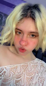 Nikki_Nyx Public Pic 5