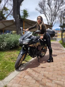 LatexDevil_Blondieのmotorcycles are my passionの枚の写真