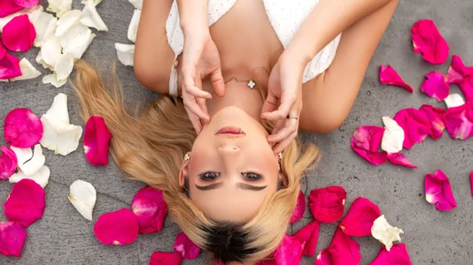 ChloeLaurentt Pure Bloom Pic 5