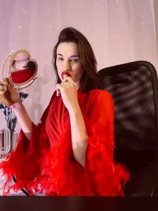 Gorgeous od JeanetteYates  5 snímek