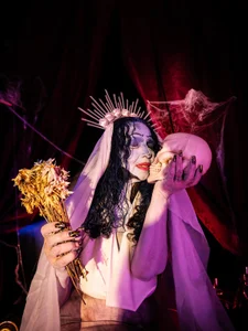 agatha_ross26 TRICK OR TREAT 사진