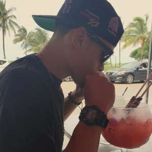 Public de JJERMAINEREYNOLDS  3 Imagens