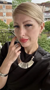 LoLAHotLove Public Kuva 2