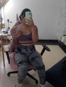 Violet_myers04 Just me and myself!! 💖🙊 Pic