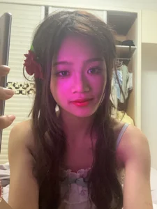 meiguigongzhu520 无美颜的照片 Hình 2
