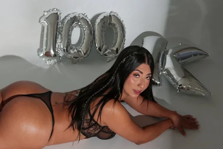 abbypratt 🎉 We are already 100K! Thanks for being here. 💖 Pic 2