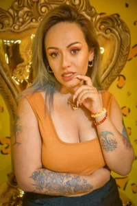 joan-star joan colors Pic 2