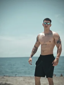 JacksonOlsenn On the beach 😎🌊🏝️ รูป  4