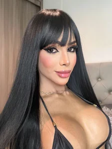 carlatracy_28: ♦ ( 3 фото)