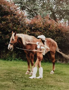 Wild and free🔥 de mia-reeves  4 Imagens