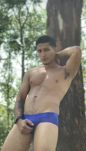 Would you miss with me in the forest? de pepe_joness  2 Imagens