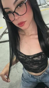 Lesly_Cute_ Public Foto 3