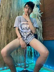 Eros_fangz heello or hola зображення