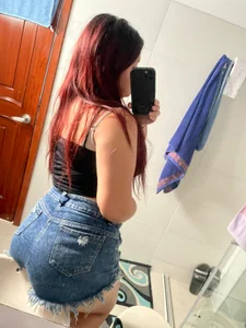 Karol_Queens_ Public Pic 4