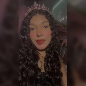 Being pretty🩷 de Sophiemoo_  3 Imagens