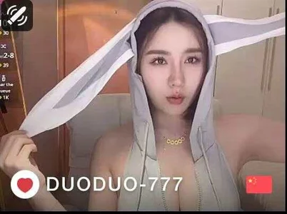 DUODUO-777's photo