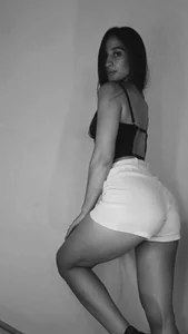 Valentina_Ross_ a little of me 💛 Poză 2