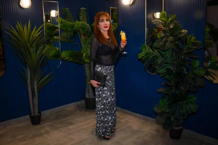 BestLadyMature cute, elegant and charming mature girl Immagine 