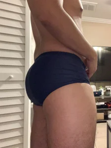 ThinHonesty0 Public Pic 5