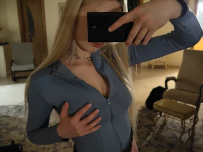 CherrylHolme Public Pic 7