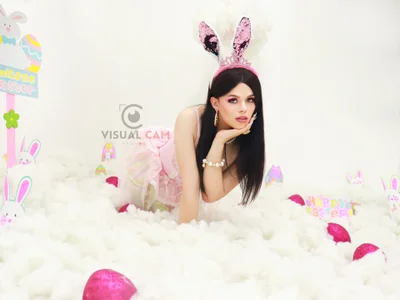 miss_thang_ This rabbit has your gift, come and get it! Pic 9