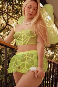 shatall_rouge Like a fairy, but of love Bilde 6