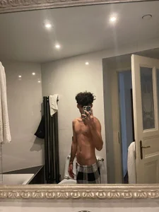 Zdjęcia back_thomson SEXY AND CUTE M,T🎯:  7