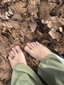 LuccaMallard My feet in nature Poză 5