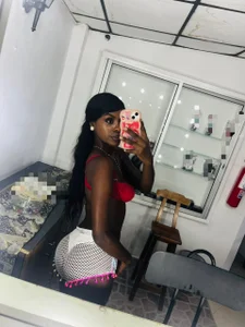 karen_adamss_ Public Kuva 2