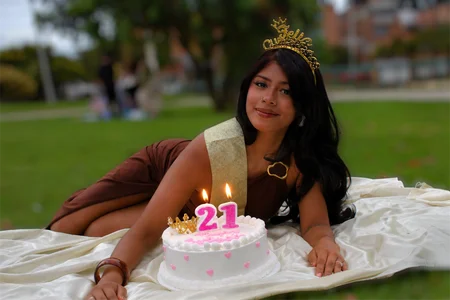 meggan_07 HAPPY BIRTHDAY TO ME Pic 6