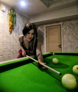 Sweet_Beee Public Pic 4