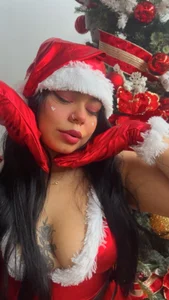 zoi_jazmin Merry christmas 🌸 Pic 2