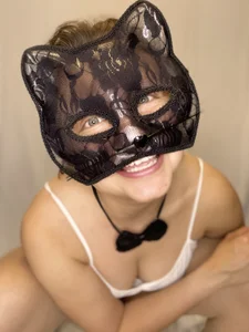 Leonoraaa Public Kuva