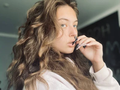 AlesiaGrainger Public Bilde 4