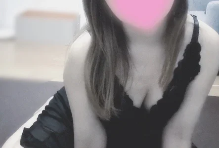 minami_nyaaaa おっぱい   🍒💜 Pic