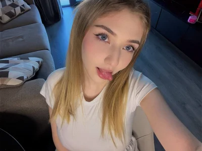 AveryBerkson crazy face 사진 4