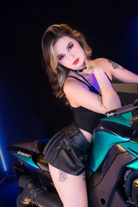 melany_blair 😈🔥 Sweet look, dangerously sexy energy. Foto 4